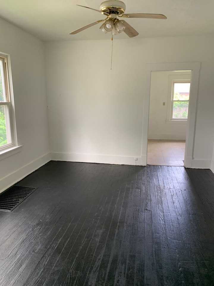 130 Shirley Cir - Photo 5 of 17
