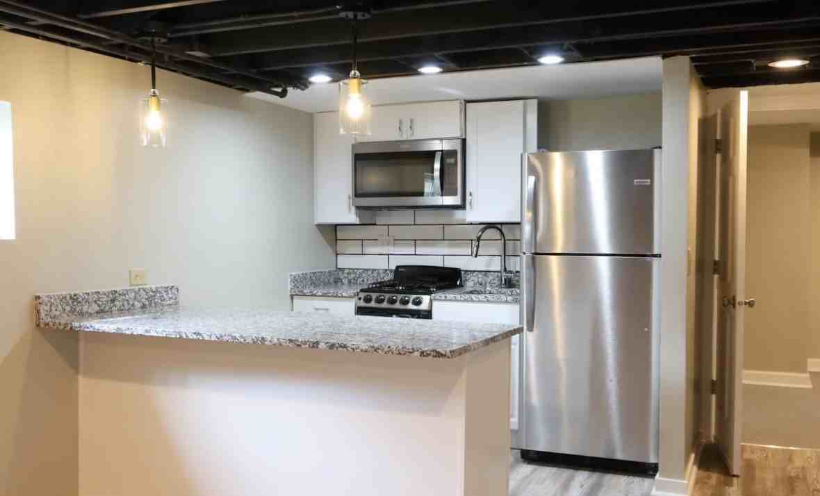 6758 South Karlov Avenue - Photo 3 of 15