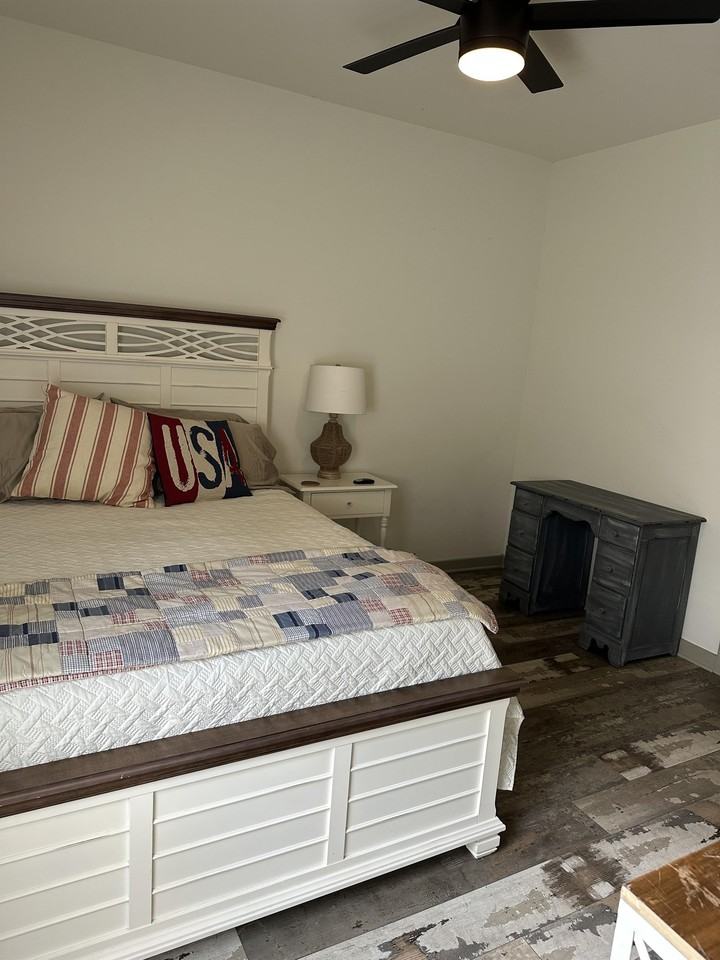 188 Vickery St #B - Photo 2 of 17