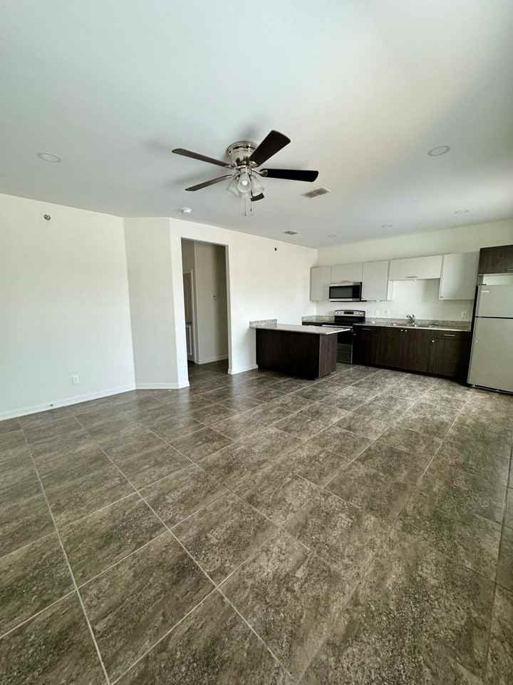 300 Sylvia Handy Dr #203 - Photo 7 of 7