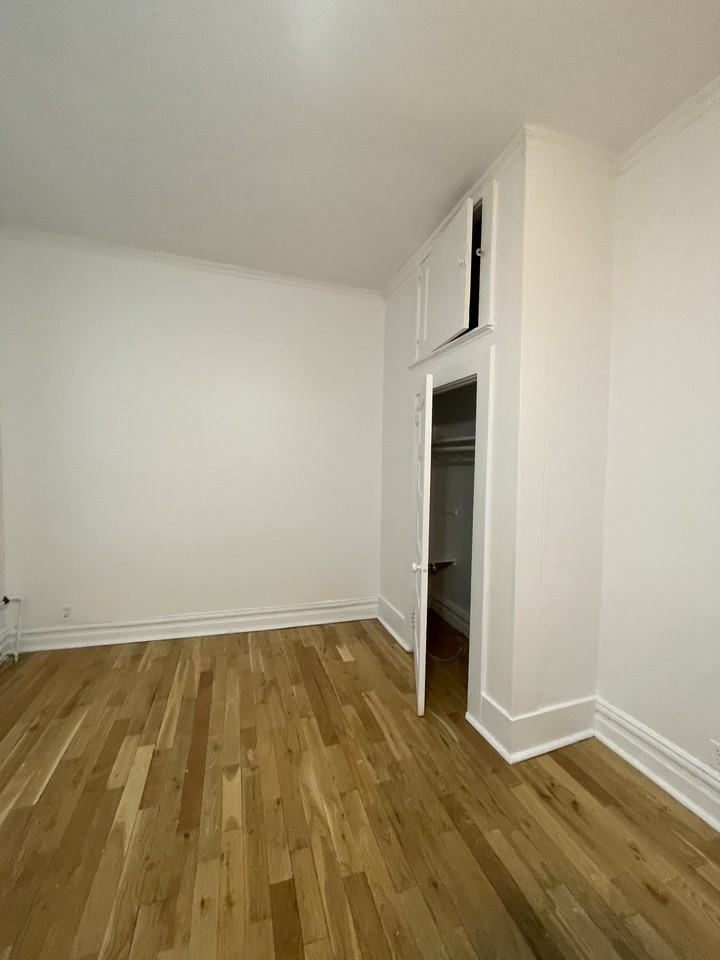 320 Cooper Street #7 - Photo 3 of 7