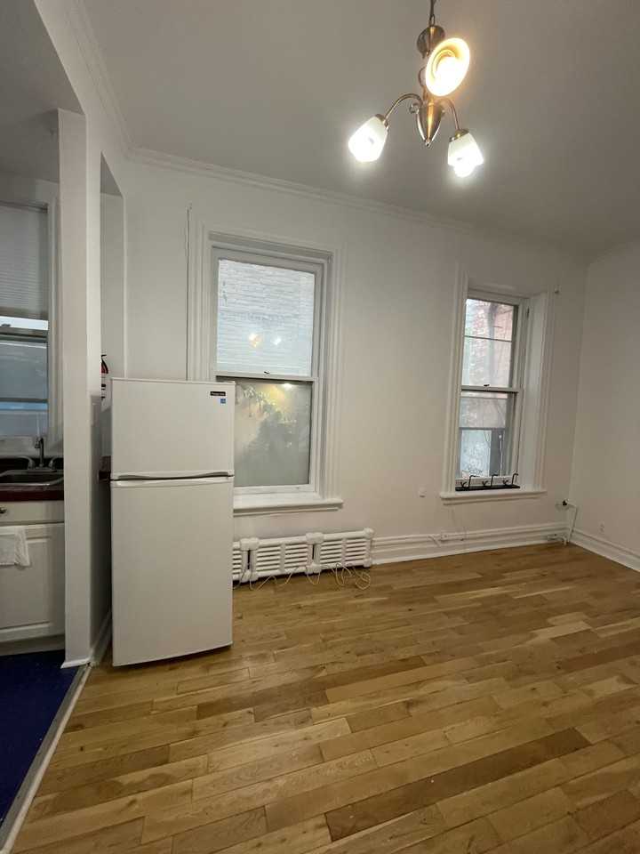 320 Cooper Street #7 - Photo 2 of 7