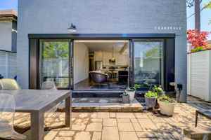 featured image of 1 Eastdale Avenue