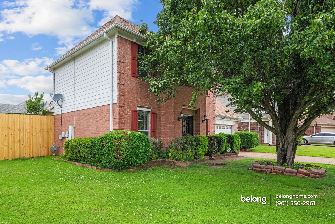 3903 Caprice Dr - Photo 2 of 30