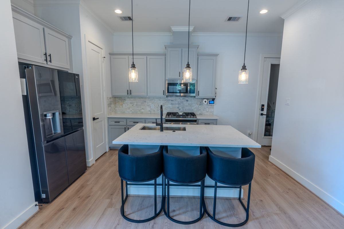 342 Hahlo St - Photo 3 of 22