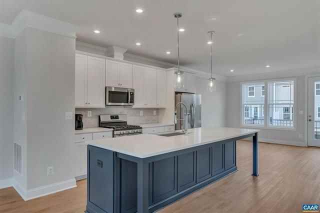 3189 Acadia Dr - Photo 2 of 12