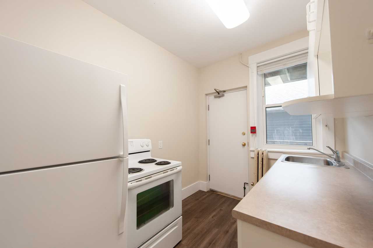 641/645 Westminster Avenue - Photo 2 of 14