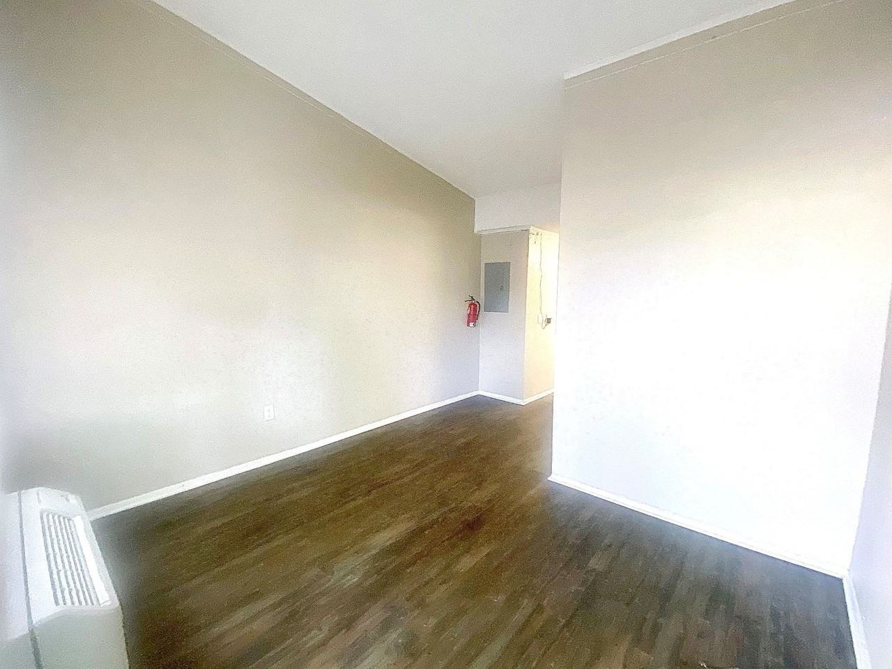 Parks at Lanier - Photo 4 of 5