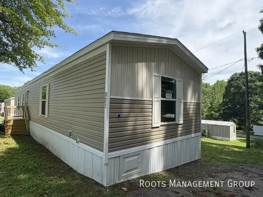 108 Jonquil Ln #108J - Photo 2 of 15