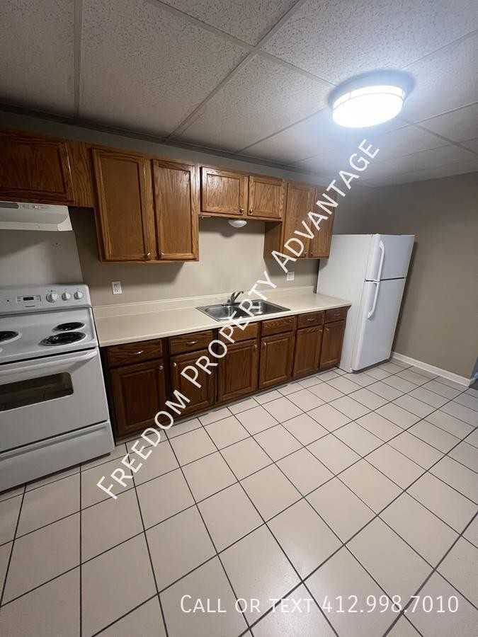 121 Apple Way #1 - Photo 2 of 8