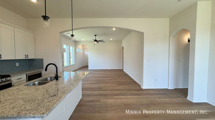 7111 Saguaro - Photo 3 of 38