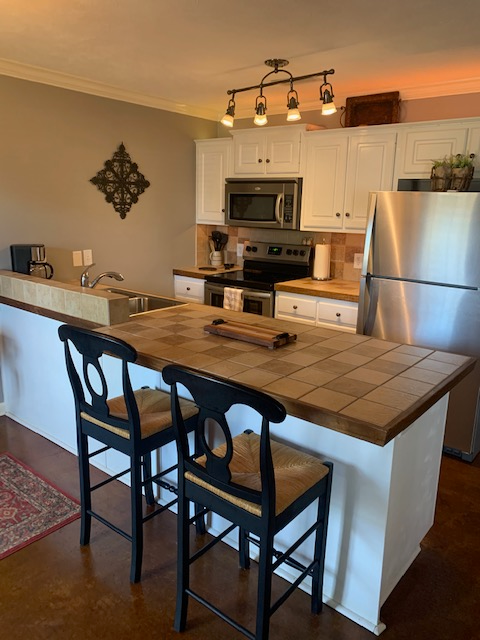 1064 N Montgomery St #C - Photo 2 of 5