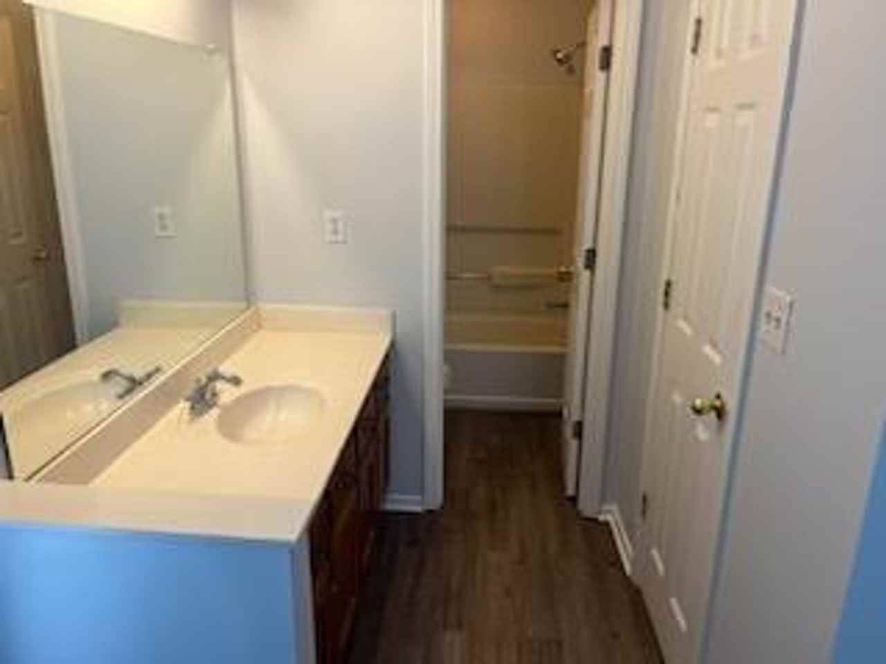 10137 Oak Run Dr S - Photo 6 of 7