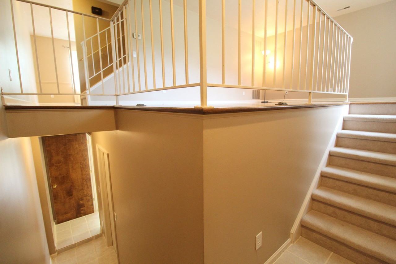 907 Meadowlark Dr - Photo 2 of 27