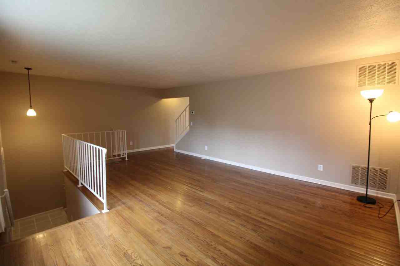 907 Meadowlark Dr - Photo 3 of 27