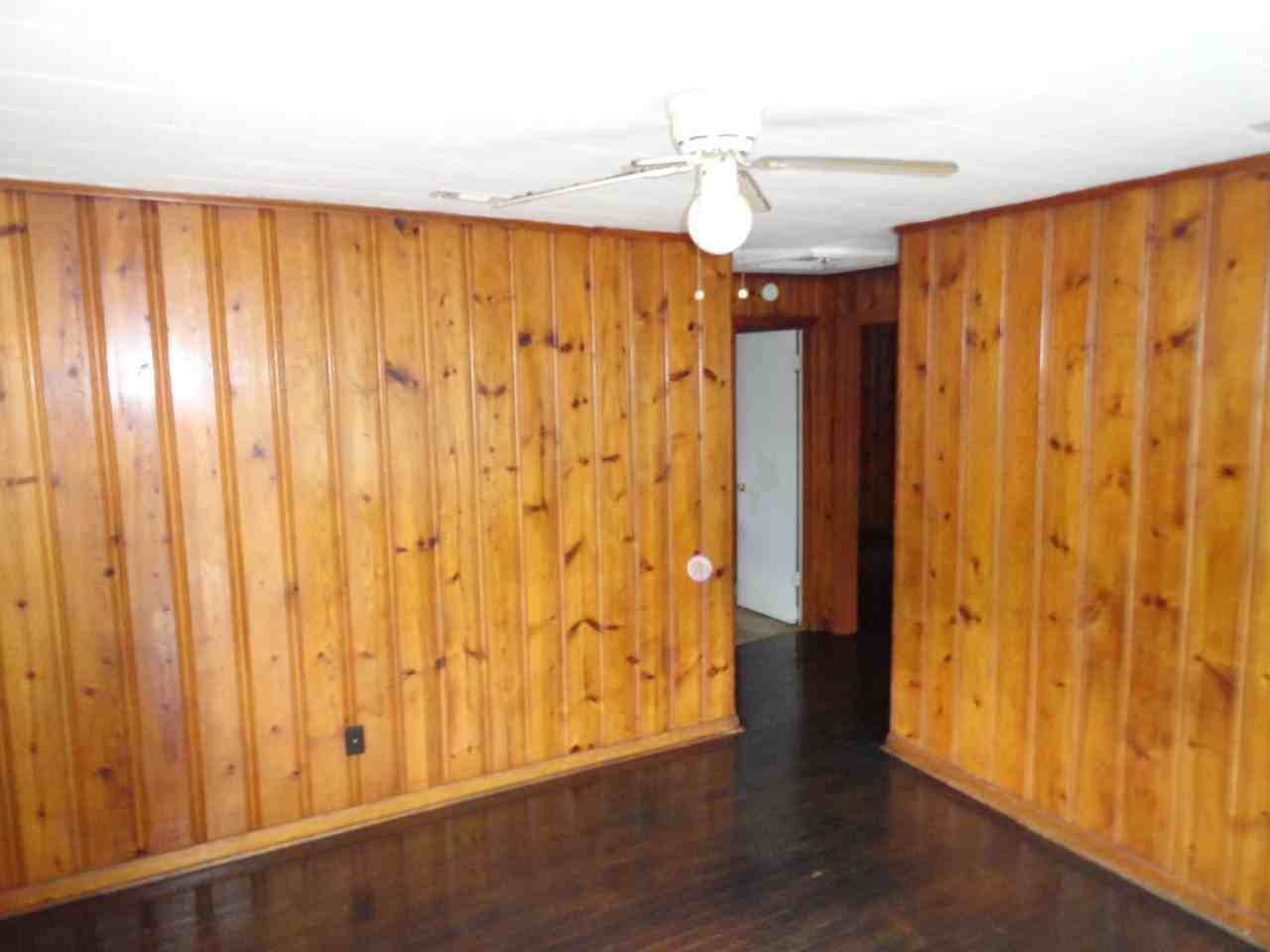 320 Old Shaw Rd - Photo 4 of 13