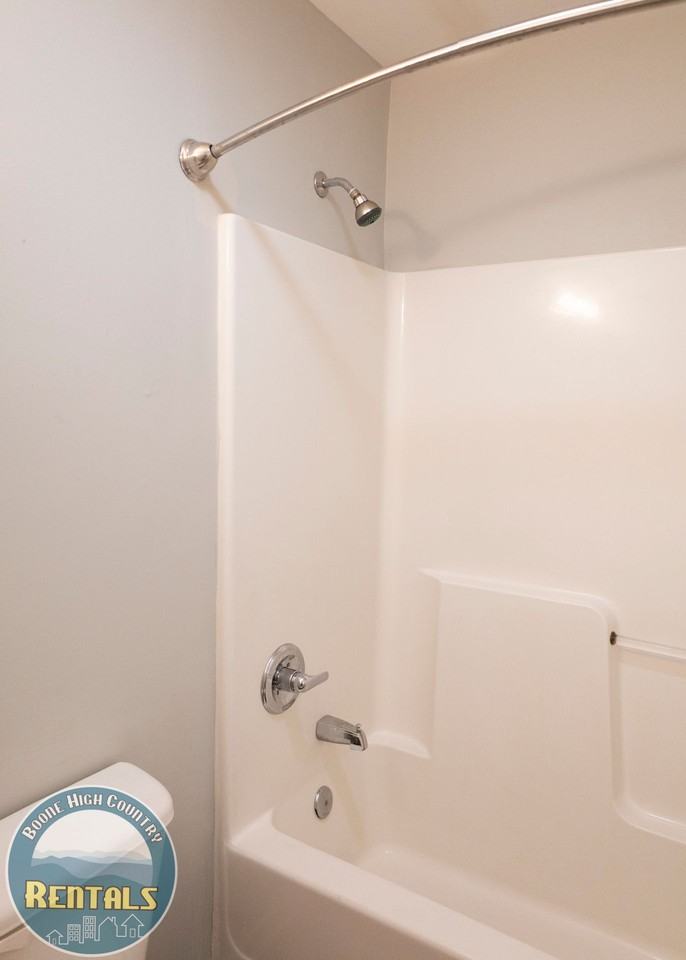 Trapper's Keep 3 - Photo 7 of 15