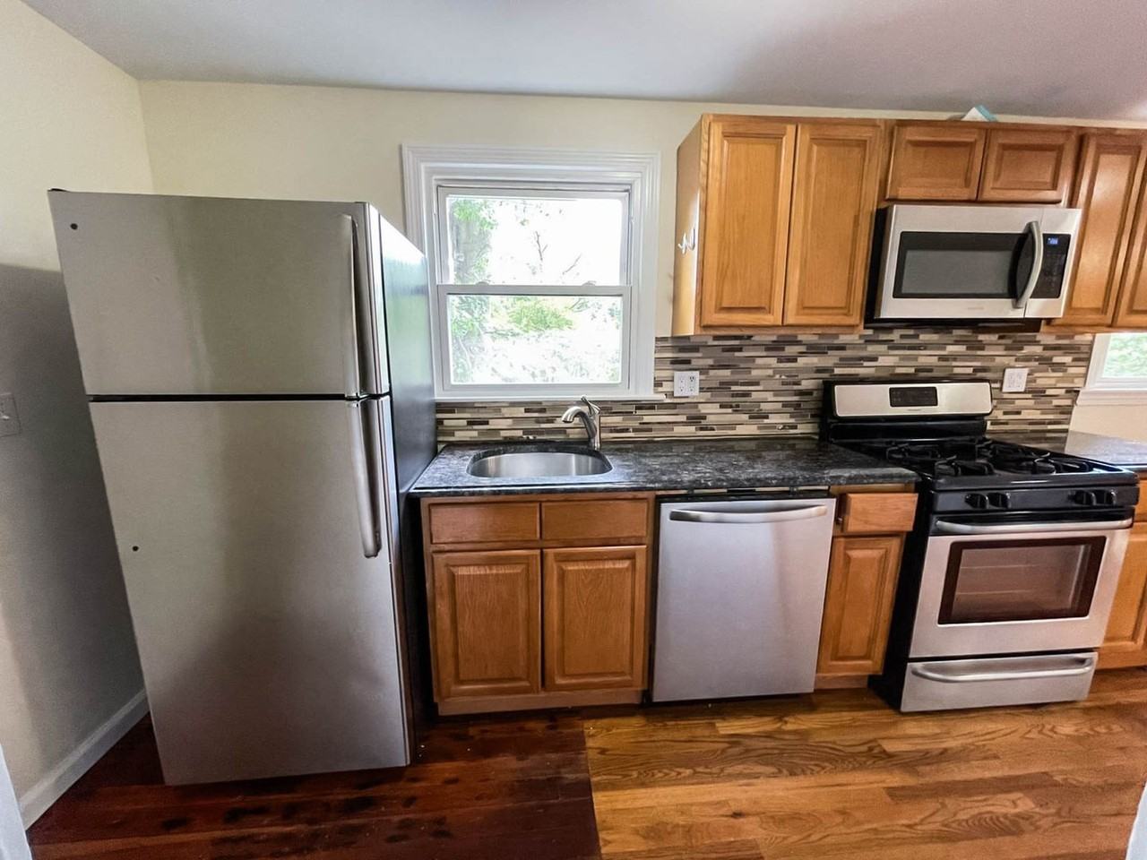 252 Goffe Ter ##3 - Photo 3 of 10