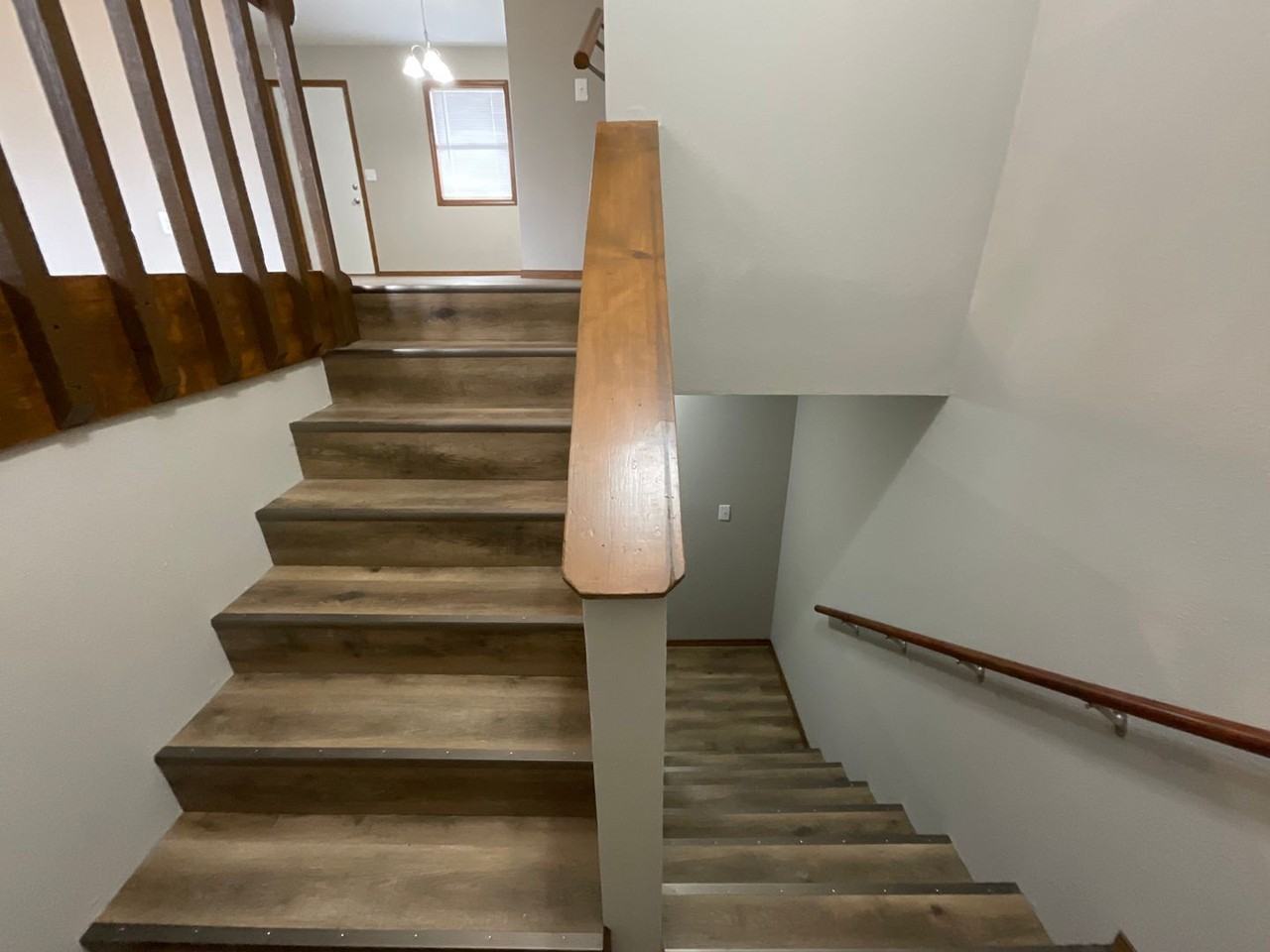 1903 E Samuel J St - Photo 2 of 14