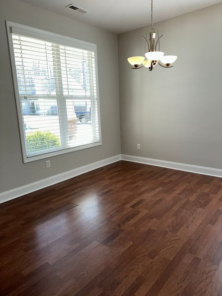 428 Satterfield Dr - Photo 6 of 27