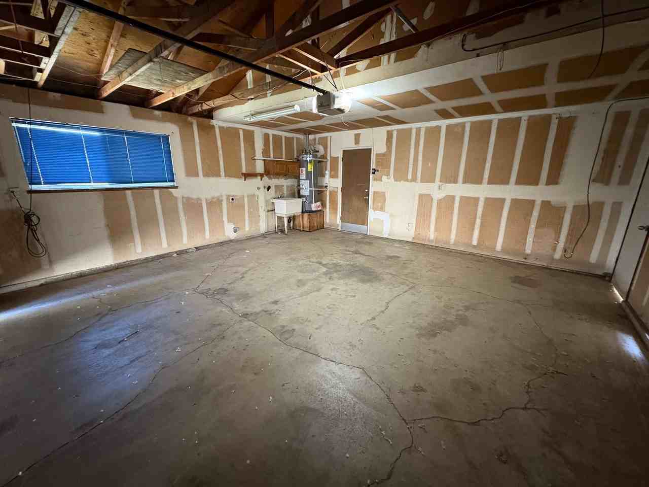 294 E Julia Way - Photo 3 of 33