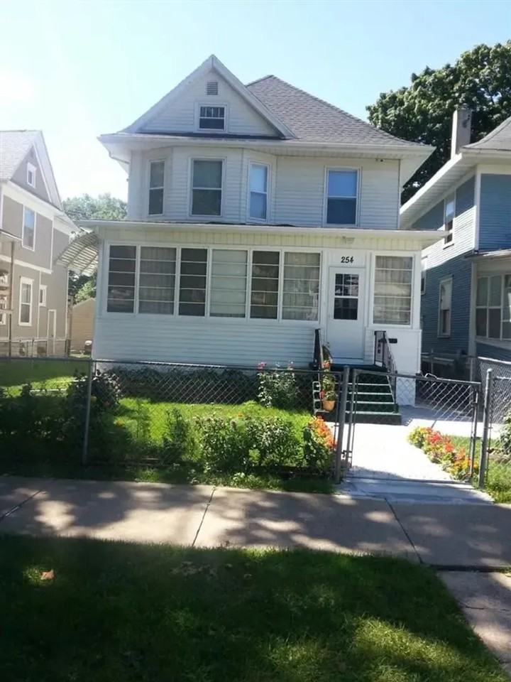 254 Western Avenue - Photo 2 of 10