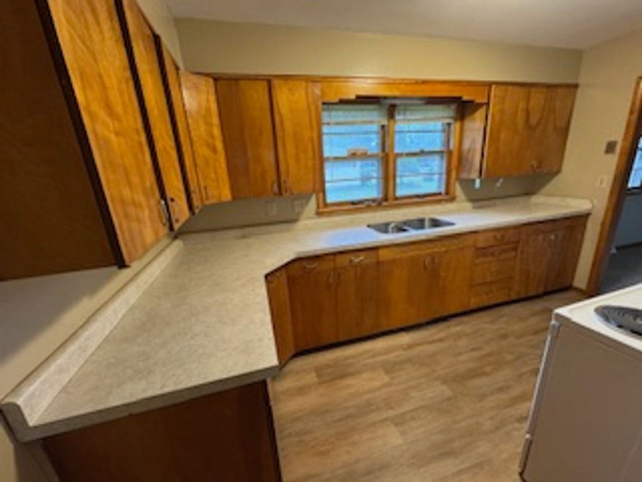 501 Idaho Rd - Photo 3 of 15