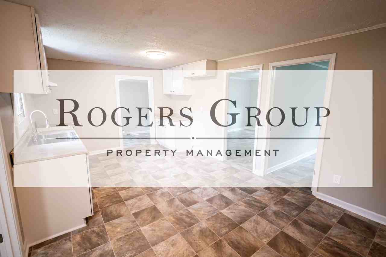 911 Gay St - Photo 2 of 9