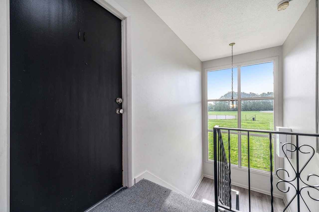 708 Sw 15th St - Photo 3 of 5