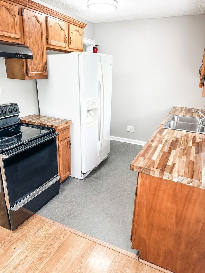 2616 Martin Luther King Jr Ave - Photo 3 of 12