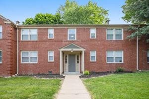 featured image of 120 W Elizabeth St