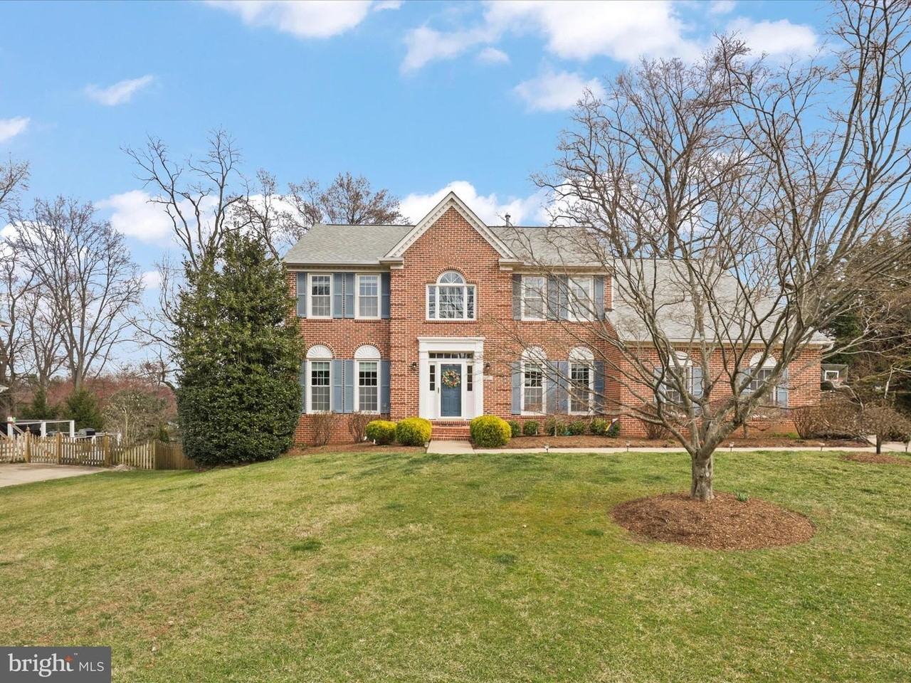 4407 Jayson Ln #NA - Photo 2 of 46