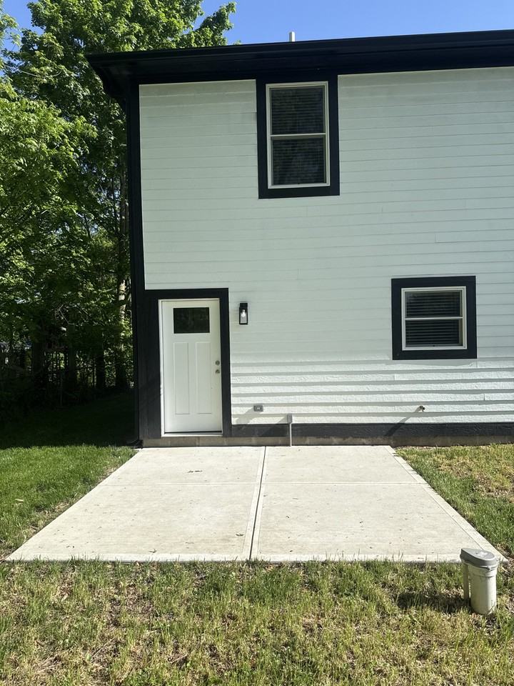 8271 Main St #NA - Photo 3 of 11