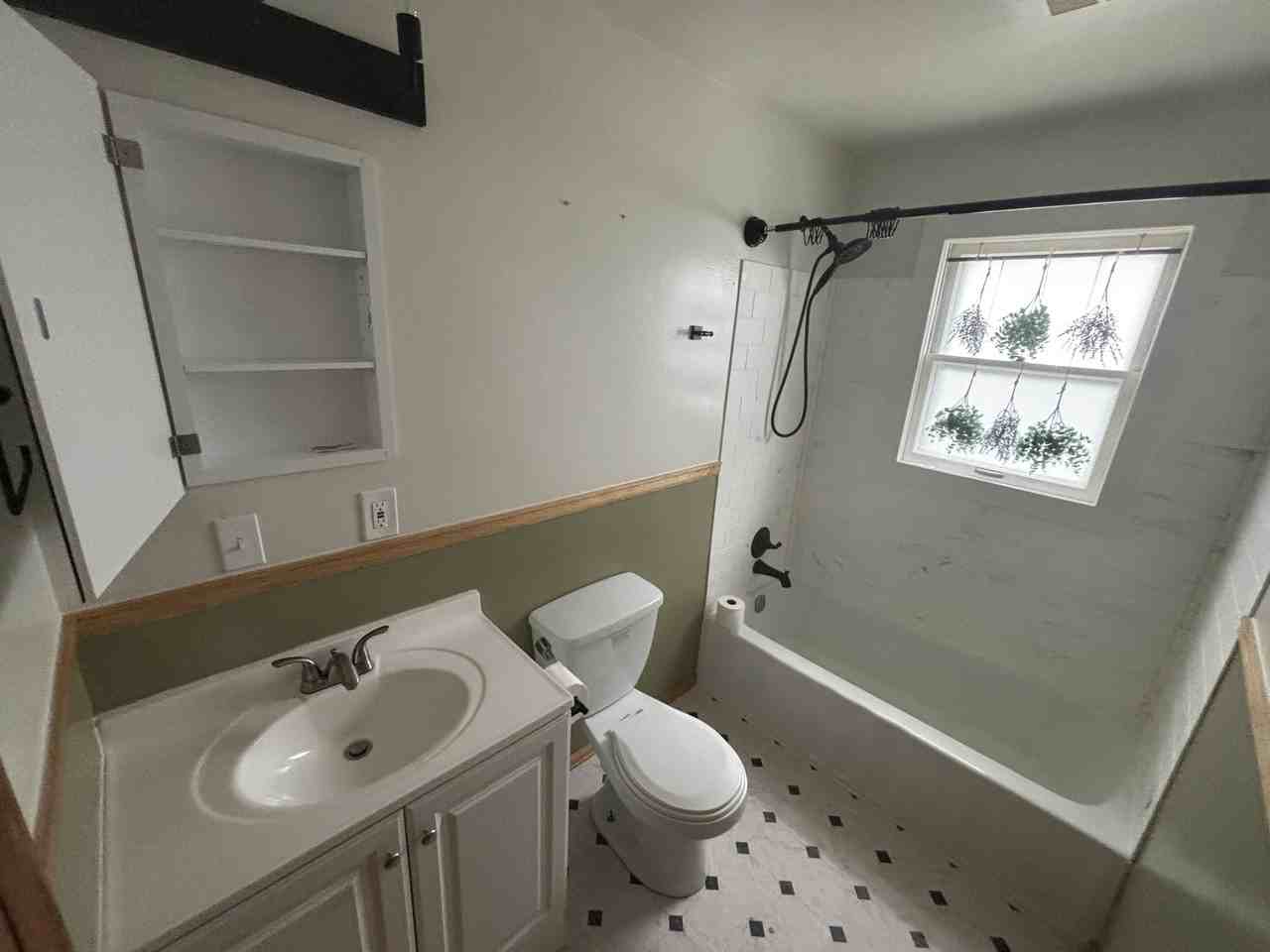 322 N 6th St #NA - Photo 2 of 11