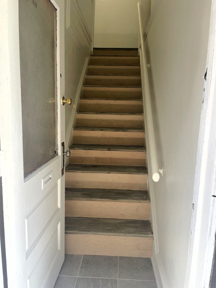 944 Penn Ave #2ndFL - Photo 3 of 14