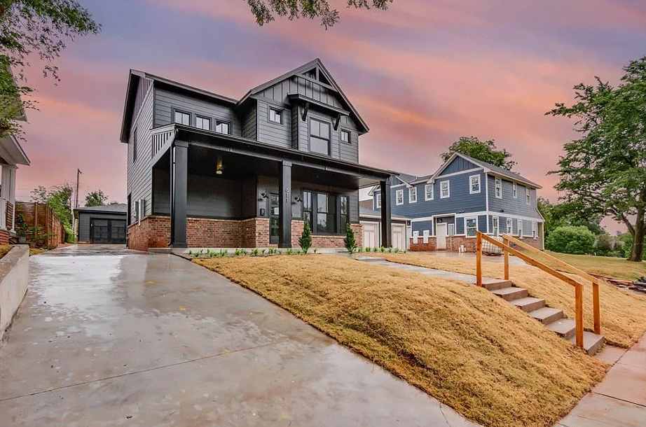 611 Nw 25th St #NA - Photo 3 of 14