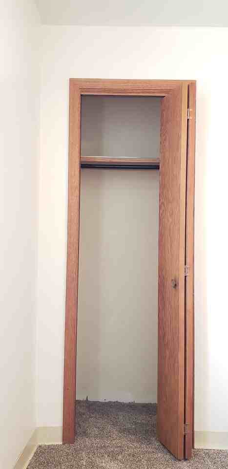 26 N Broadway St #6 - Photo 4 of 11