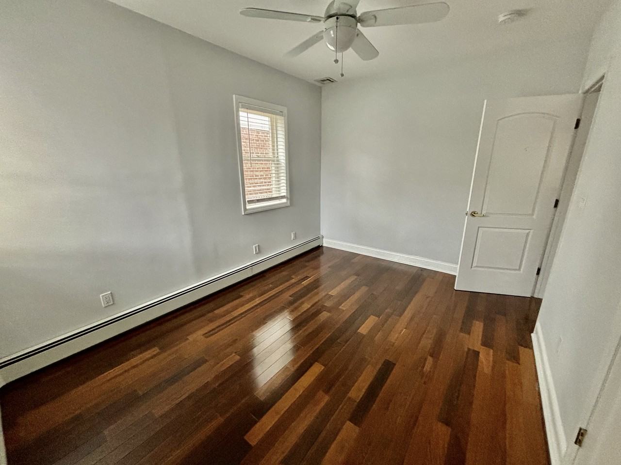 554 East Park Avenue #2 - Photo 6 of 7