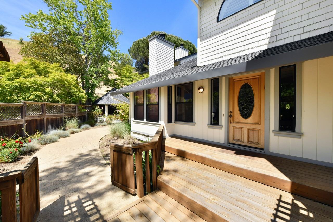 12 Greenfield Court - Photo 2 of 26