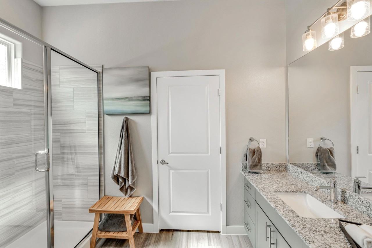 5553 Lockhart Ln - Photo 6 of 8