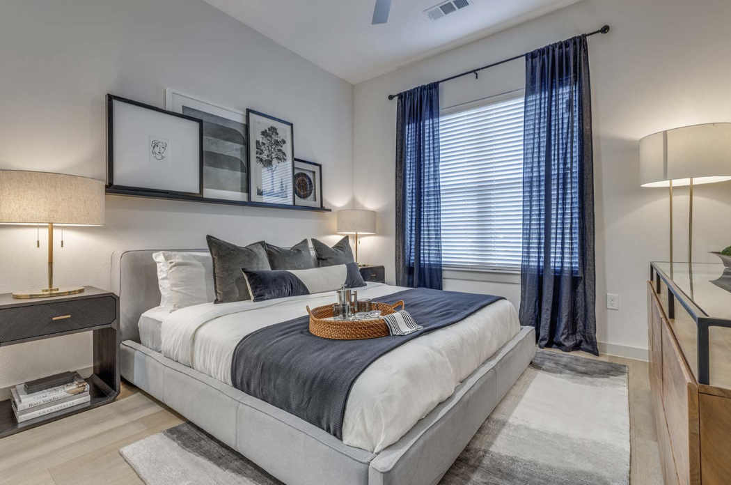 1055 S Oklahoma Dr - Photo 7 of 8