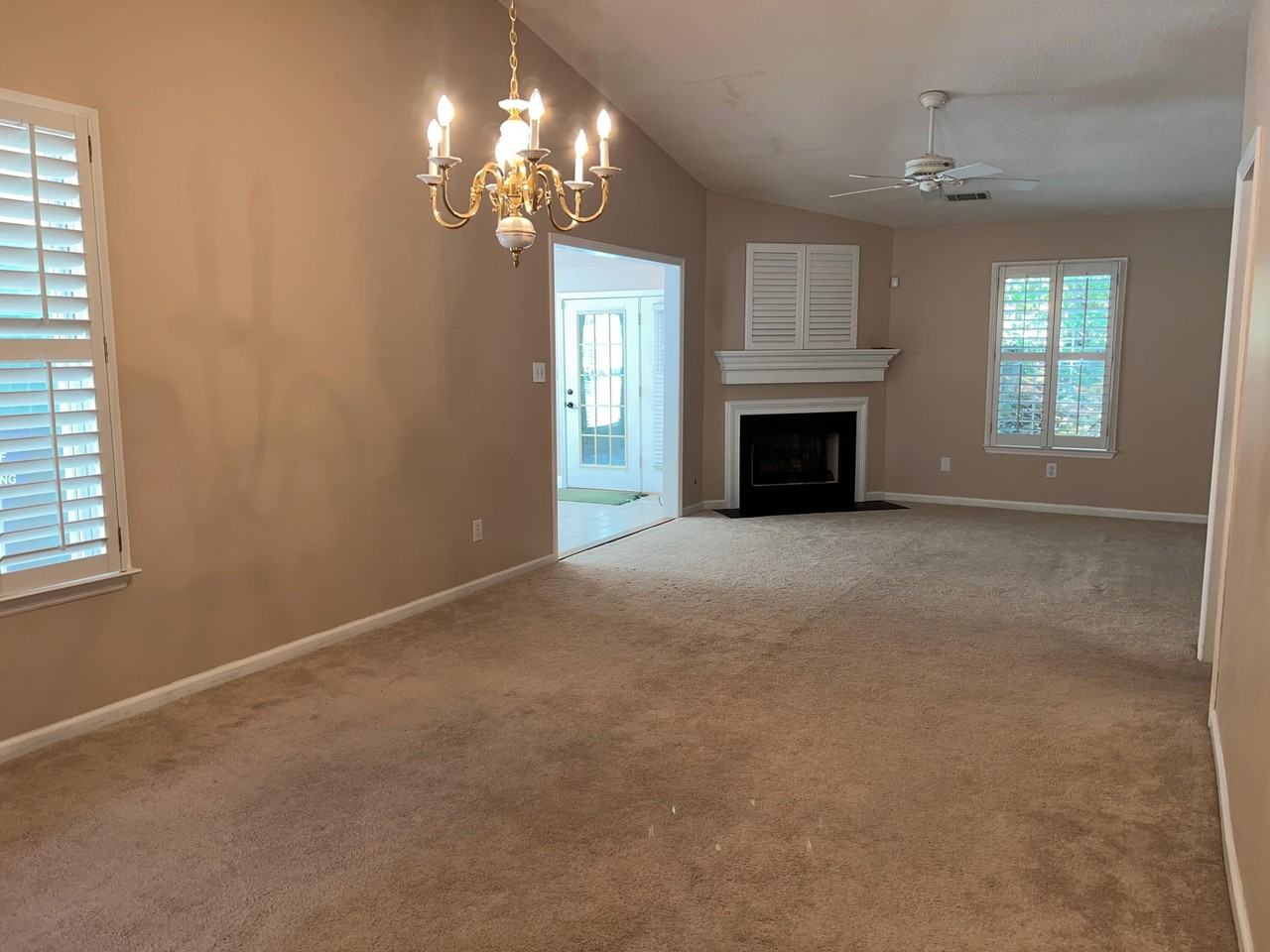 141 Singletree Ln - Photo 6 of 24