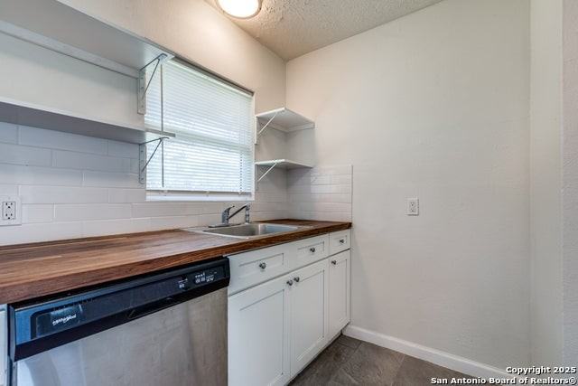 411 Blakeley Drive - Photo 6 of 12