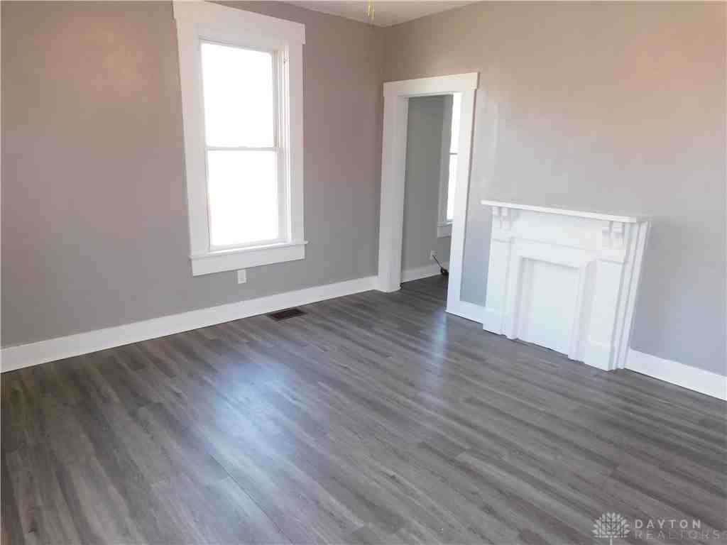 236 N Race St ##238 - Photo 4 of 15