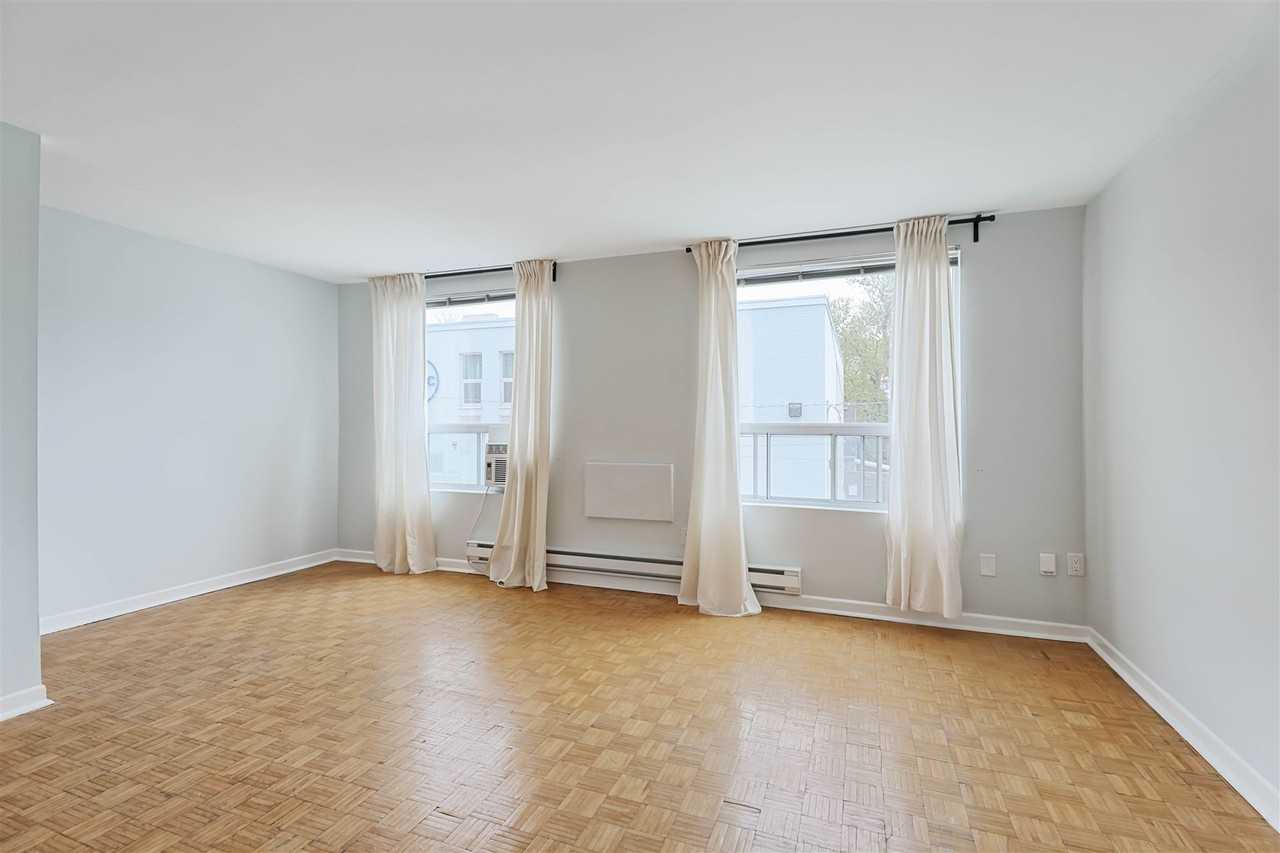 2875 Bloor Street West #Rear - Photo 2 of 15