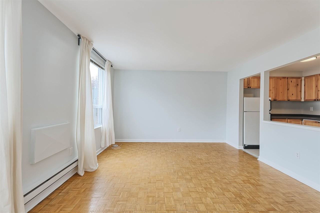 2875 Bloor Street West #Rear - Photo 4 of 15