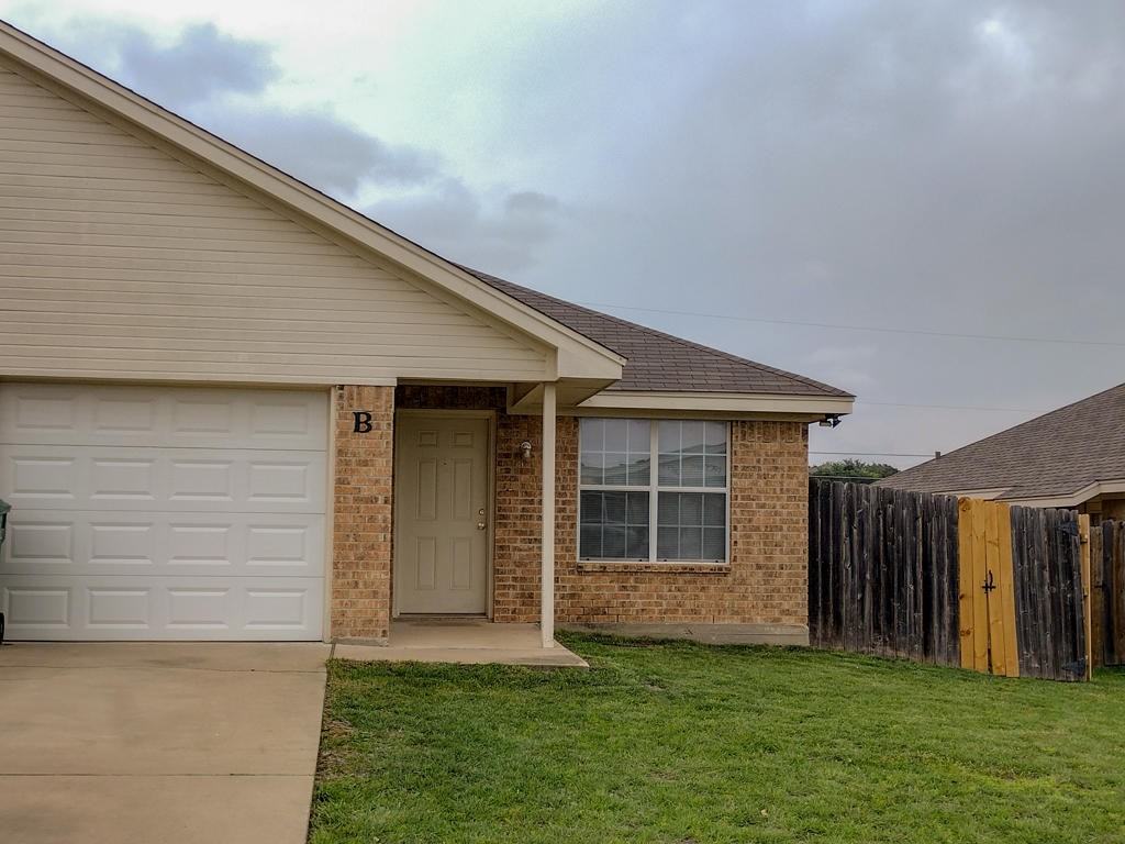 1619 Pima Trail #B - Photo 2 of 7