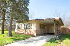 490 Shabbona Dr - Photo 1 of 1