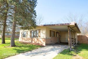 featured image of 490 Shabbona Dr