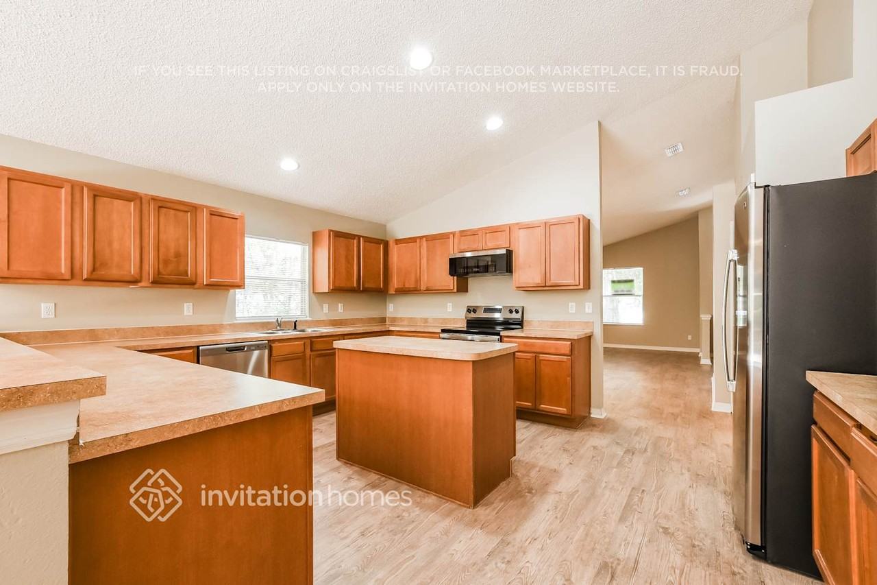 2479 Merry Rd - Photo 7 of 18